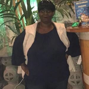 Meet your Posher, Joann